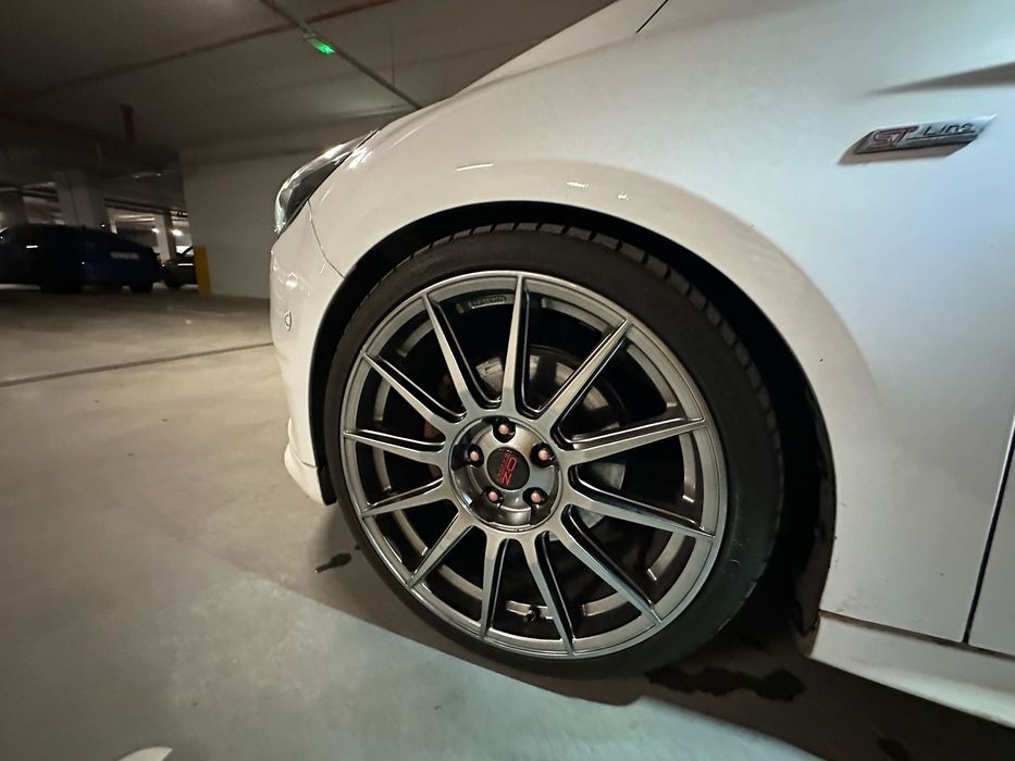 Ford Focus ST-Line 1.5 EcoBoost (niski przebieg)