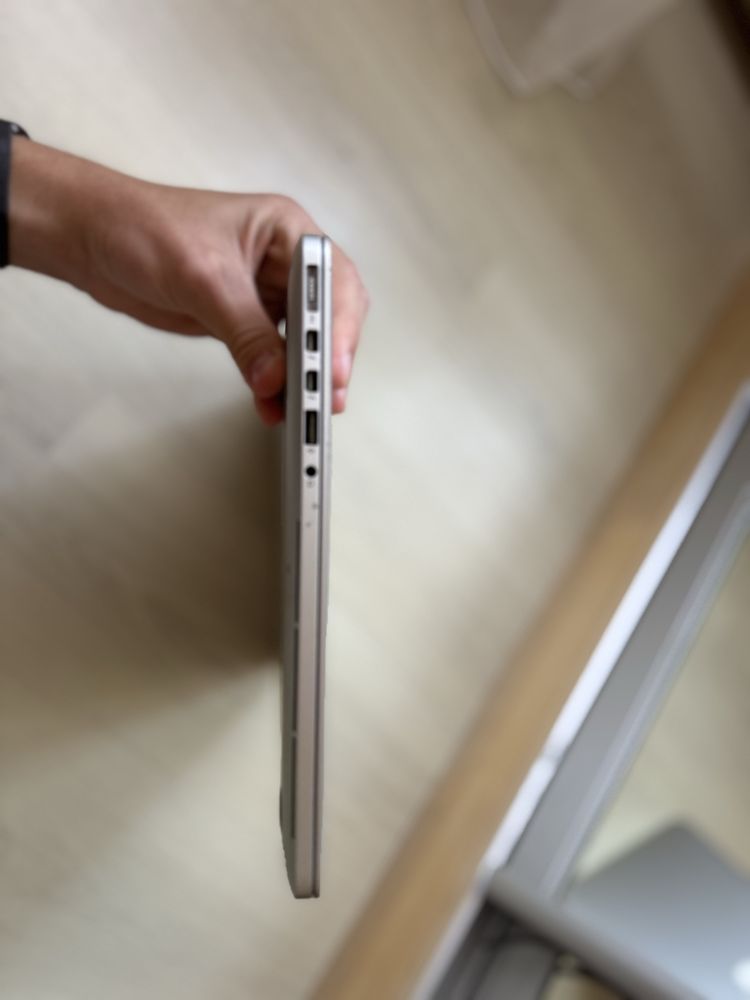 Macbook Pro 15 2013 i7 две видеокарты