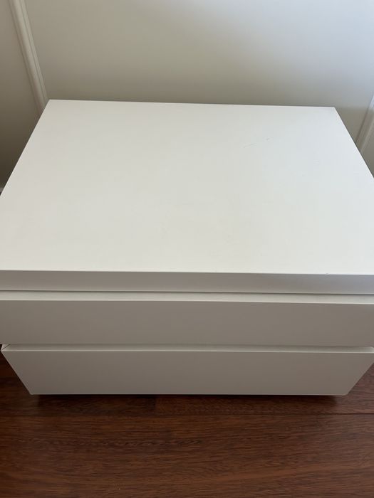 Conjunto de mesinhas de cabeceira lacadas