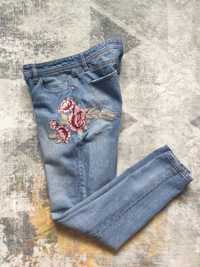 Spodnie boyfriend damskie jeansy super haft kwiaty XS 34 jeansowe next
