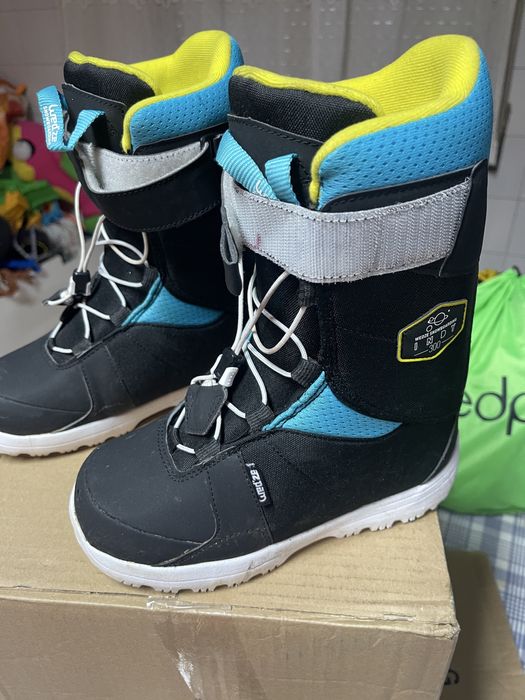 Botas n.36+capacete+oculos