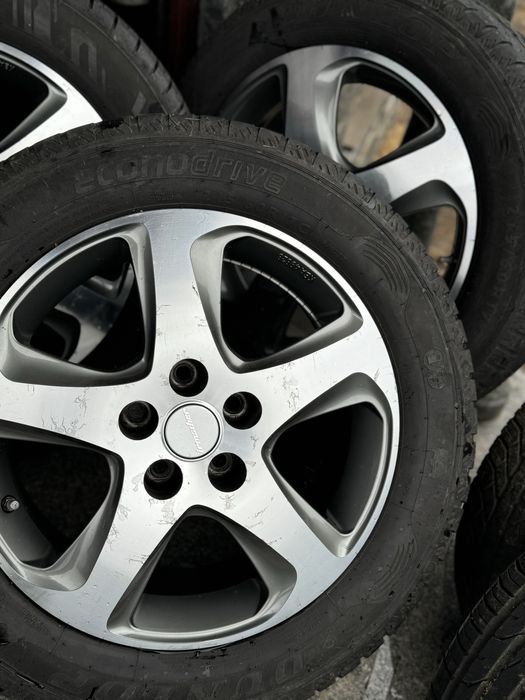 Комплект  литые диски r17 5/114.3 Renаult Trafik с резиной