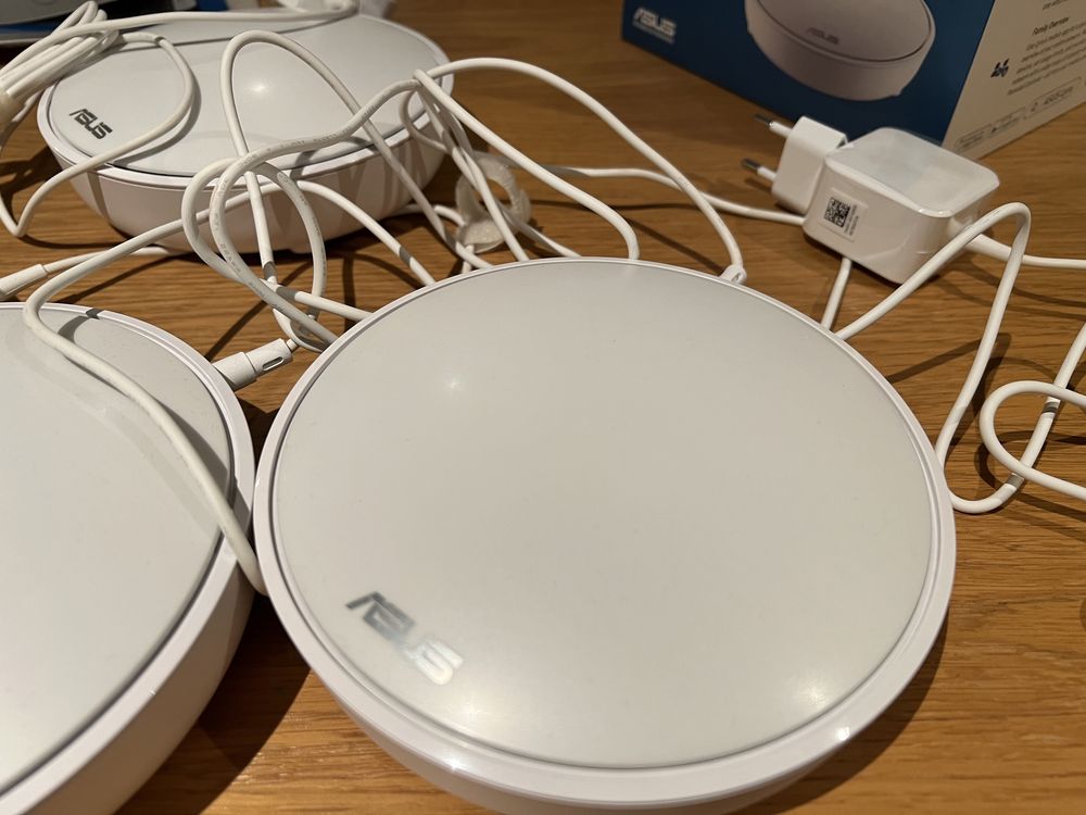 WIFi mesh Router ASUS Lyra (2200Mb/s a/b/g/n/ac) zestaw 3szt. Jak Nowy