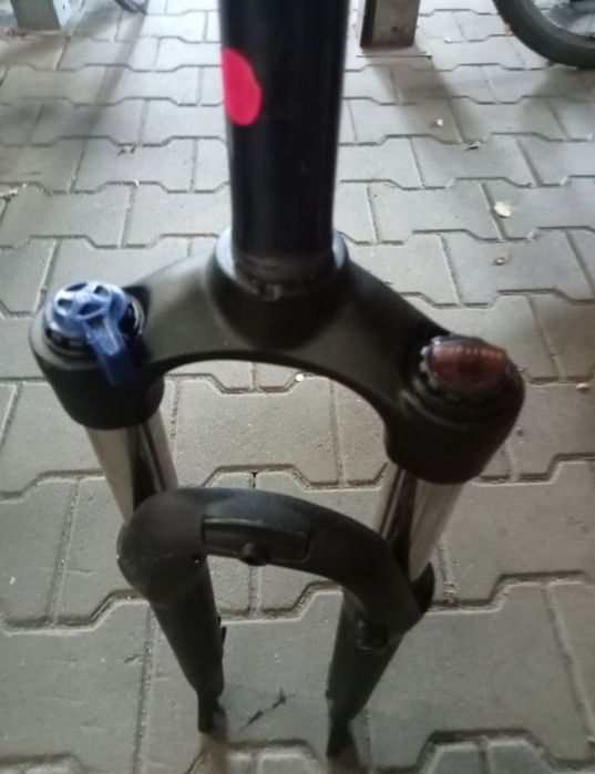 Nowy amortyzator zoom corratec pod koła 28 pod tarcze