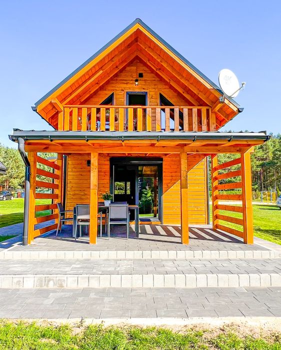 Domek drewniany całoroczny nad jeziorem