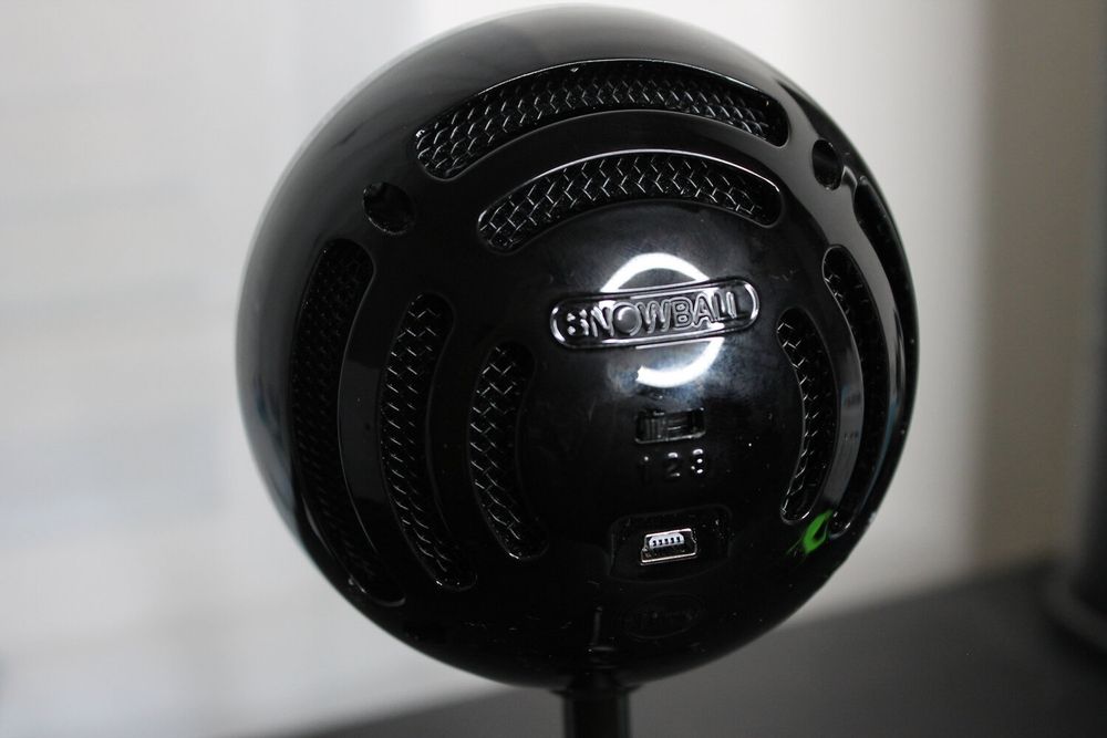 Microfone Blue Snowball + suporte | NOVO