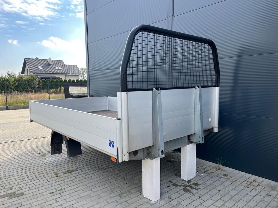 Skrzynia zabudowa aluminiowa