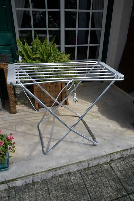 Estendal Elétrico Aquecedor