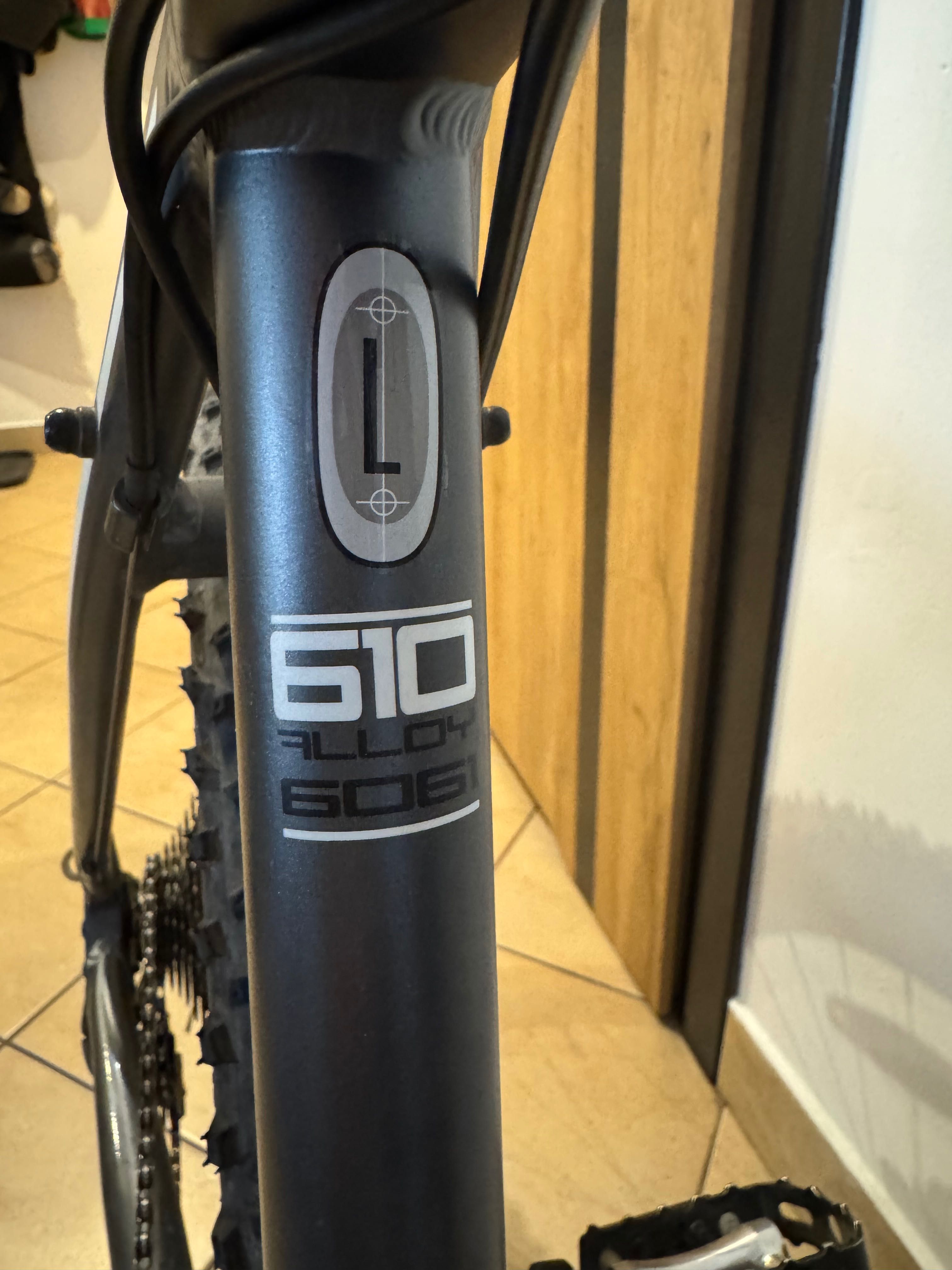 Rower Scott Aspect 610 L RockShox Shimano Deore XT hydraulika