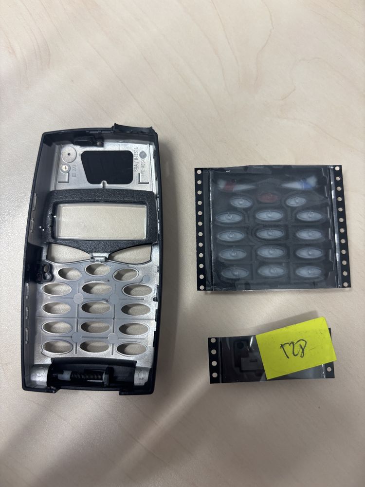 Obudowa, klawiatura, złącze Ericsson T28s, nowe!