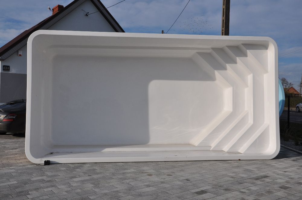 SP Basen poliestrowy od producenta Royal 5,30 x 3,20 SET  do wkopania