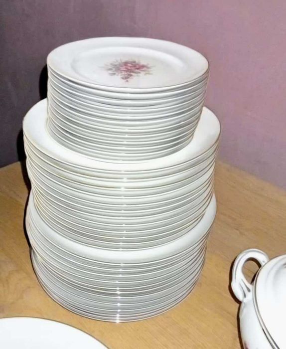 Serviço Jantar Porcelana Real - 42 Peças