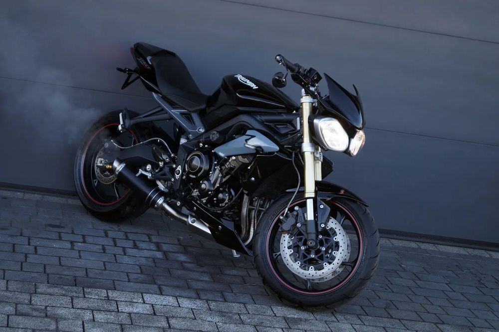 Triumph Street Triple 675 R * 24TKM * Dodatki - Black * ABS *Sport.Tlumik* Piekny **