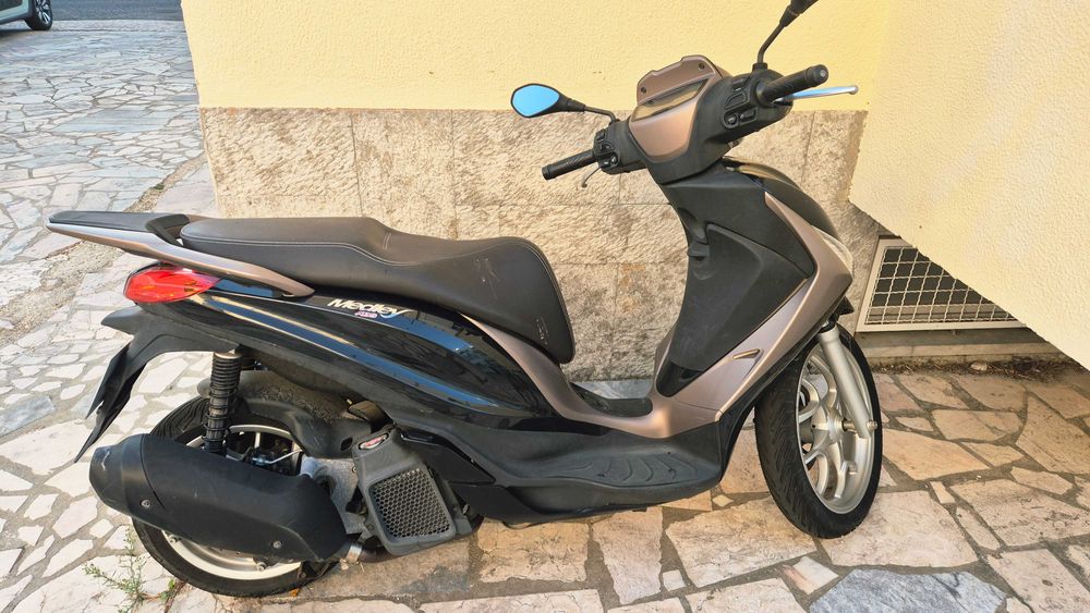 Piaggio medley 125