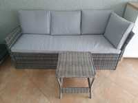 Sofa z technorattanu plus stolik