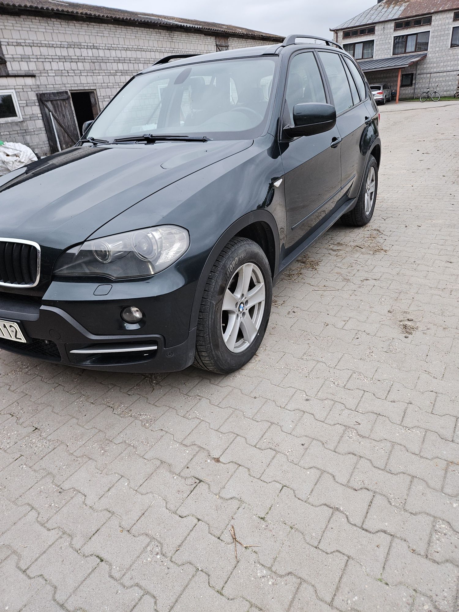 Samochód bmwx5 e70