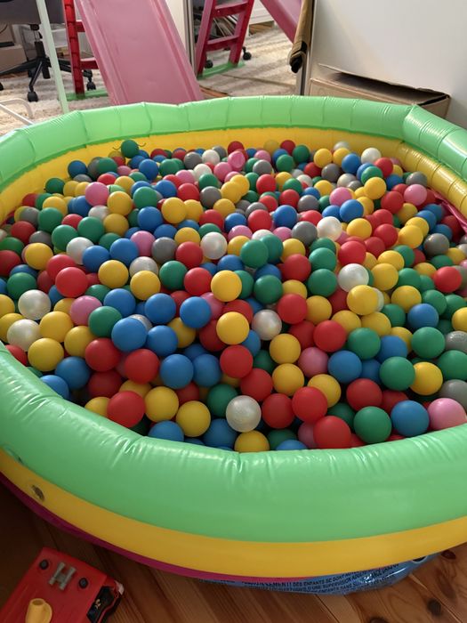 Basen z kulkami / kulki + basen