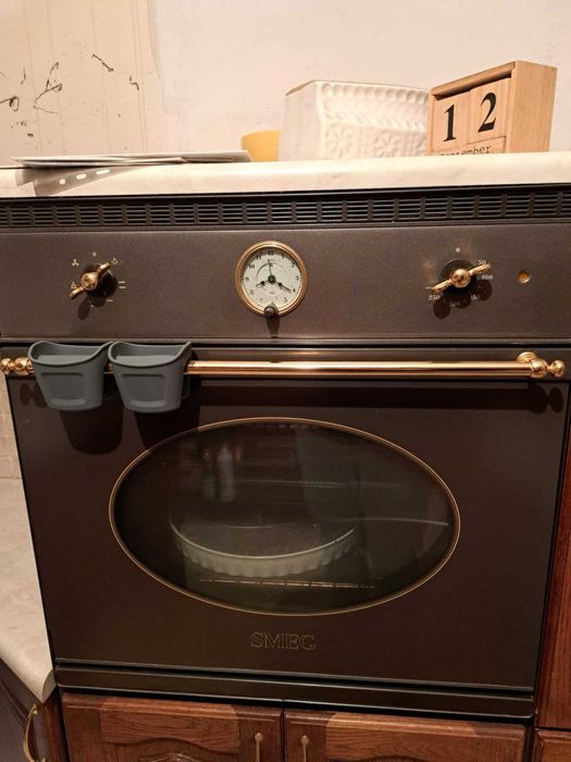 Piekarnik SMEG z płytą gazową