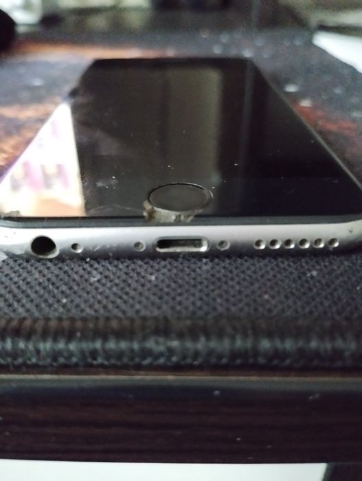 Продам iPhone 6s 32gb