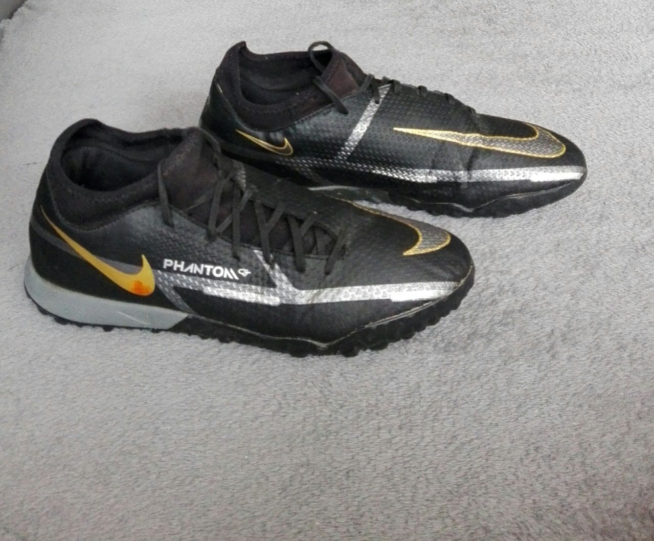 Nike phantom GT2 akademy oryginalne buty korki turfy orlik rozm 41