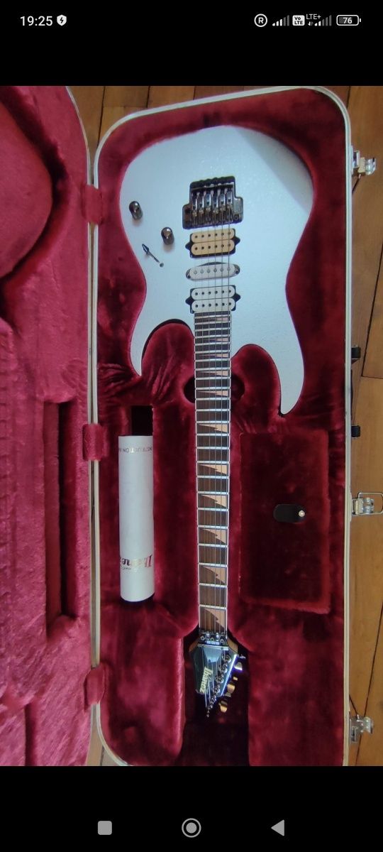 Ibanez RG2570E Prestige  Vital Silver