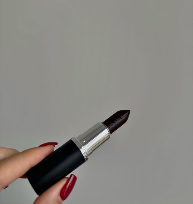 Помада MAC Satin / Film noir