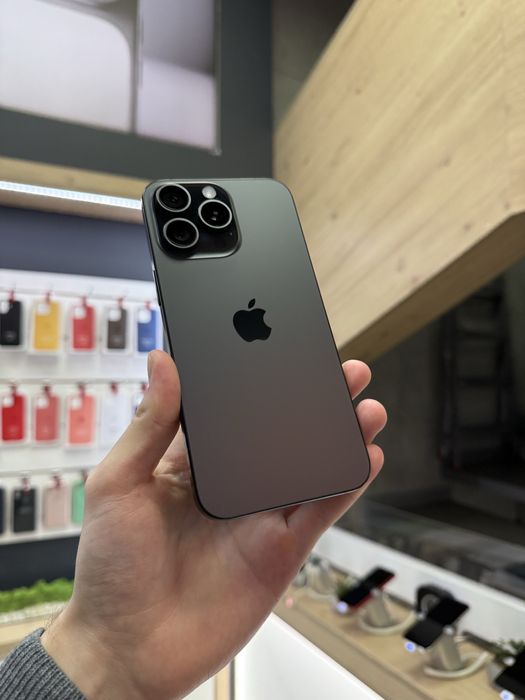 iPhone 15 Pro Max 256GB Black Titanium