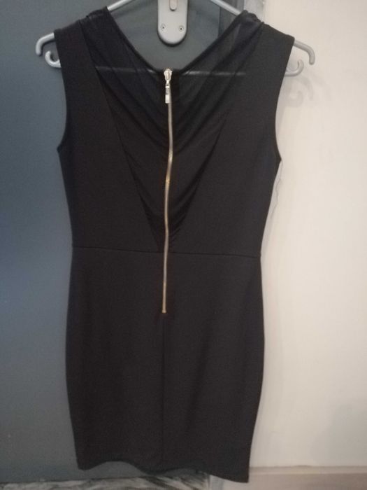 Vestido preto elegante