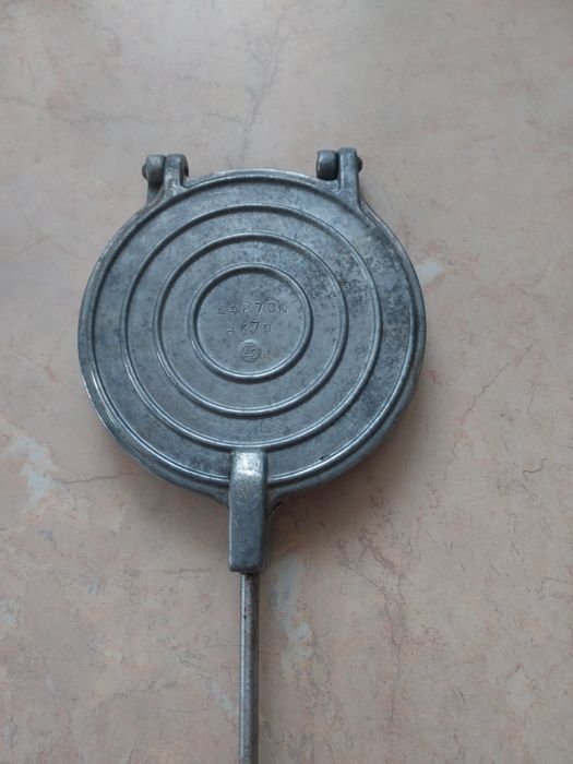 Вафельниця алюмінієва