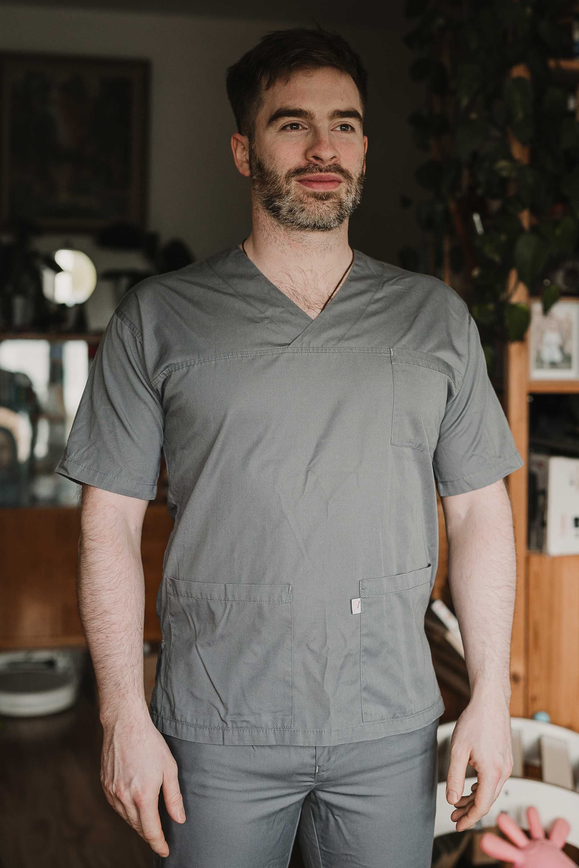 Scrubs mundurek medyczny zestaw bluza i spodnie szary