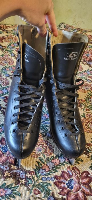 Ковзани шкіряні Botas Dagmar, 43 розмір