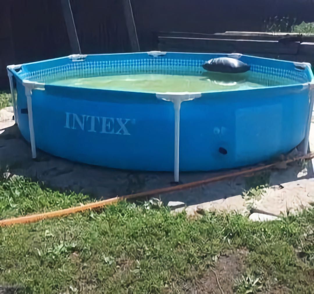 Круглый каркасный бассейн intex новий басейн