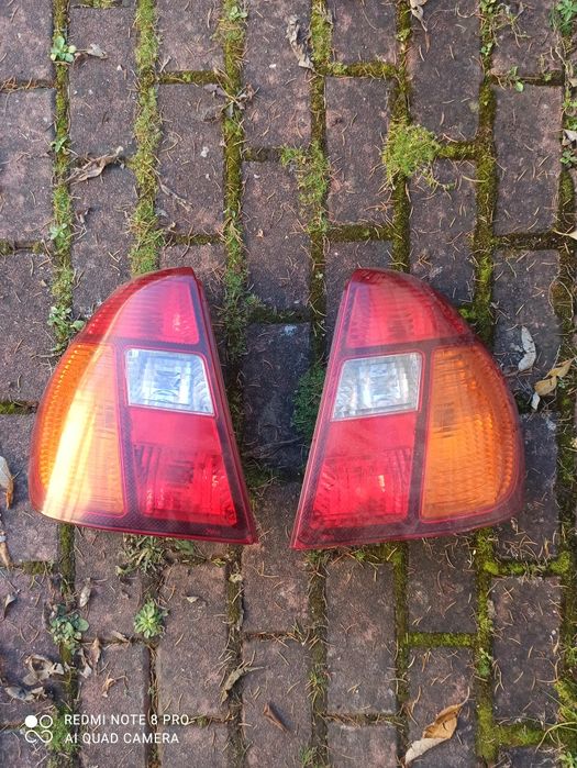Lampy tylne Renault Thalia