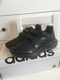 Buty chłopięce Adidas rozmiar 32