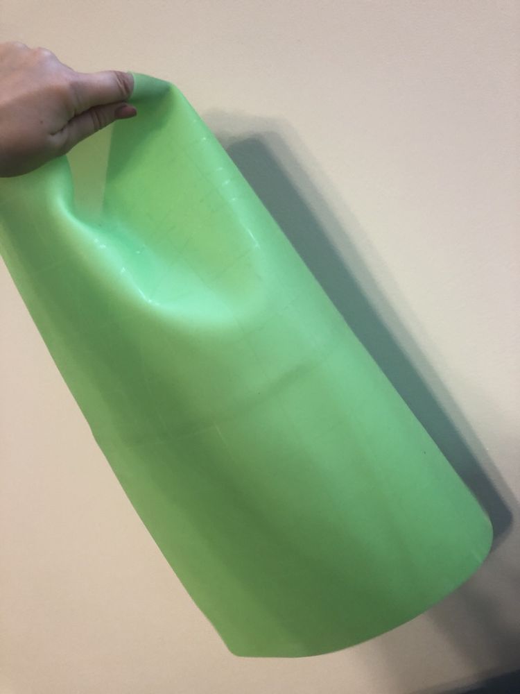 Zielona latekstowa podkładka do ciasta na pierogi plastikowa