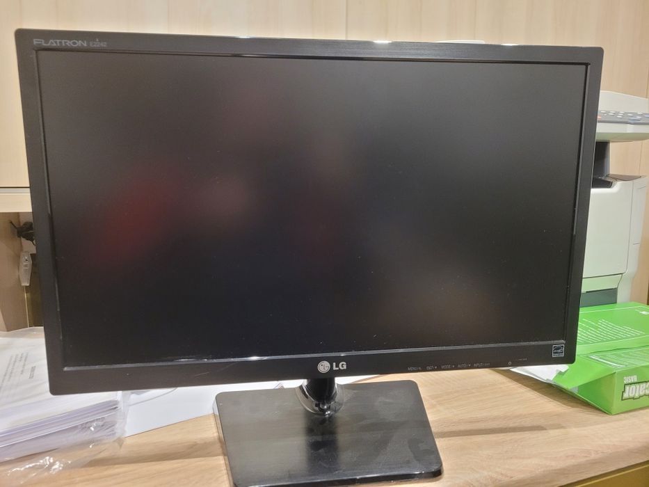 Monitor LCD LG 22