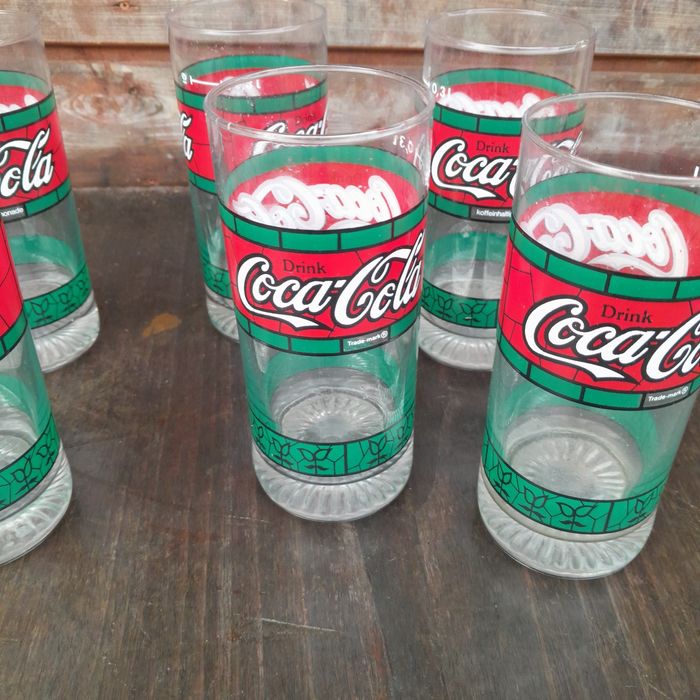 Kolekcionerskie szklanki coca coli 0,3 l