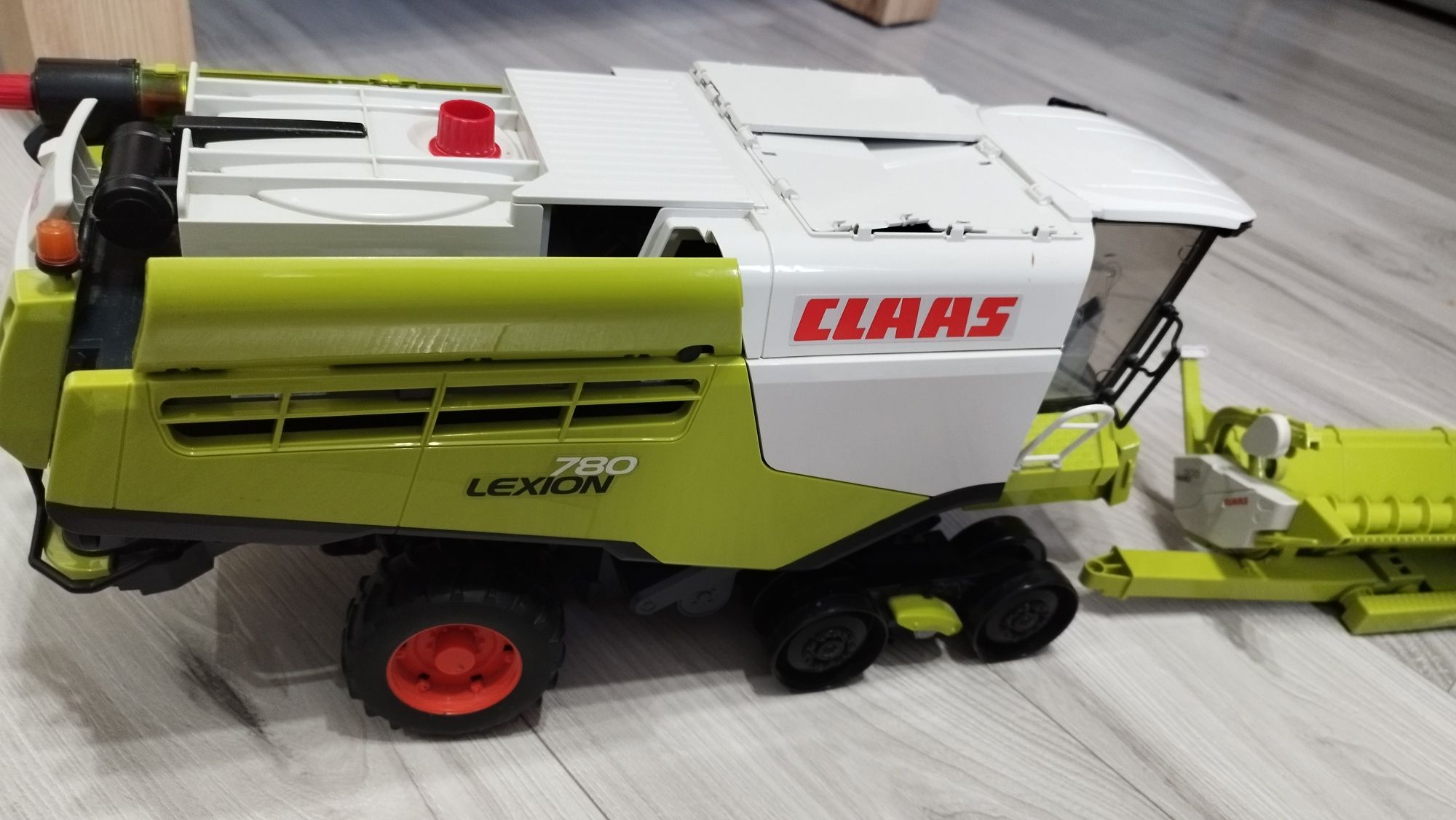 Kombajn rolniczy zbożowy Claas lexion 780 bruder zabawka maszyna