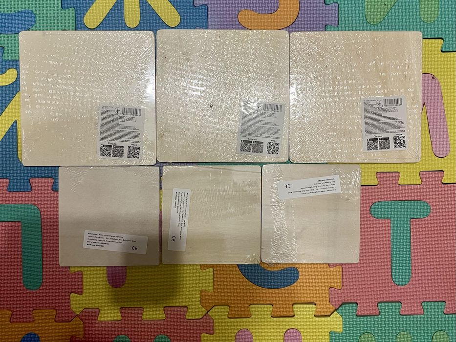 Нові іграшки для дітей: пазли, доміно та ігровий манеж