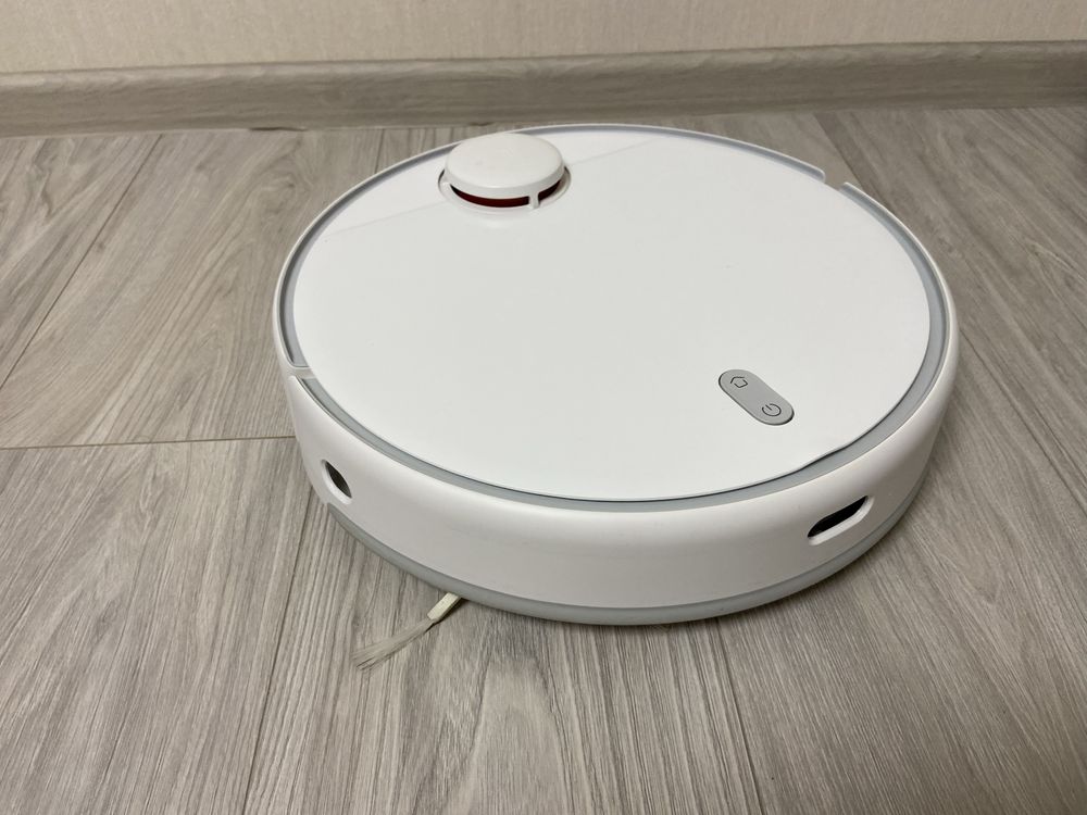 Продам Робот-пилосос Xiaomi Mi Robot Vacuum-Mop 2 Pro