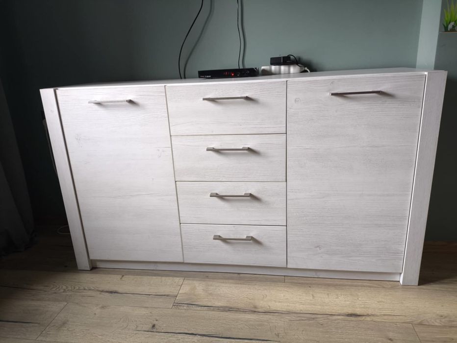 Meble  młodzieżowe biurko łóżko komoda