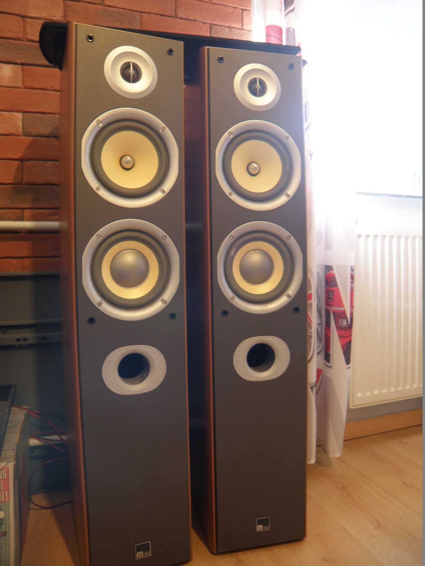 Kolumny M AUDIO HTS 700