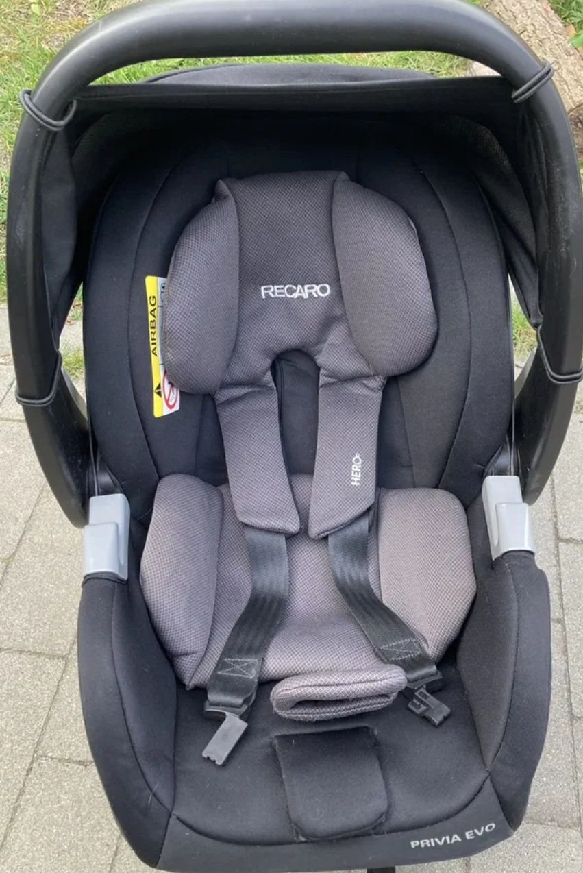 Fotelik RECARO PRIVIA EVO z bazą ISOFIX (0-13kg)