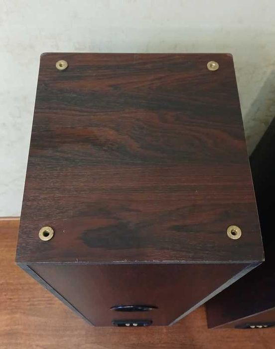 Акустика Revolver 250