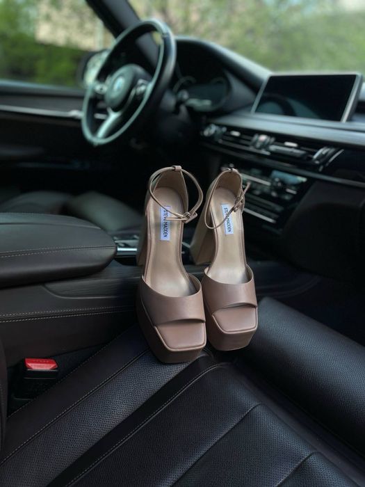 Босоніжки Steve Madden