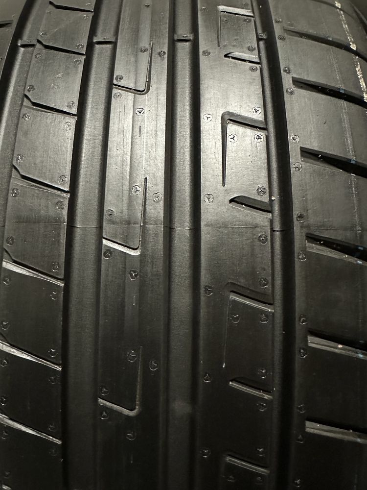 Goodyear Eagle F1 Asymetric 3 AO 245/40 R18