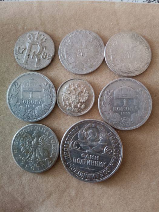 Zestaw srebrnych monet