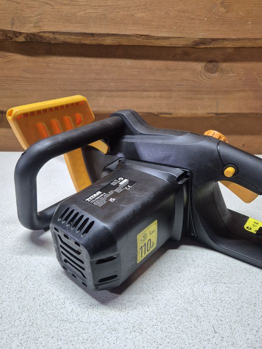 Titan Elektryczna Piła Łańcuchowa 2000w