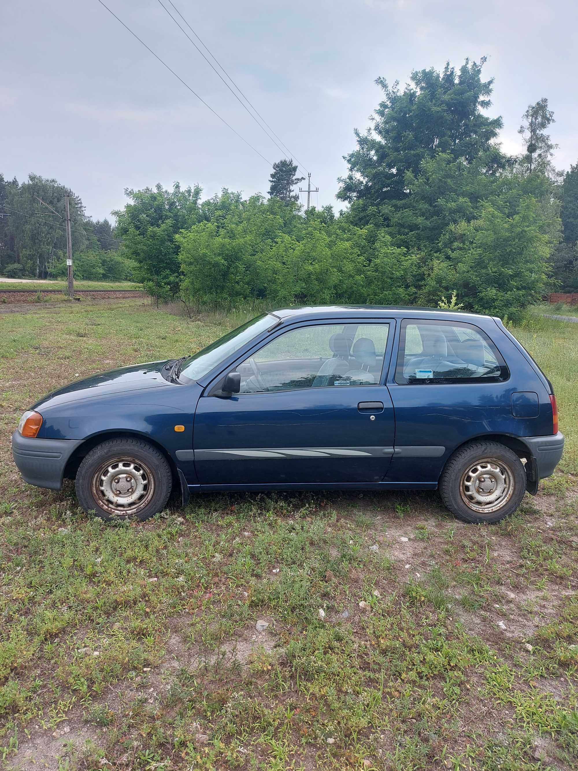 Toyota Starlet 1997 rok 1,3 benzyna