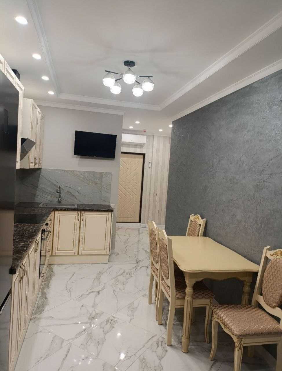 Продам  стильну 1-кк  з панорамним видом — ЖК Акварель 4